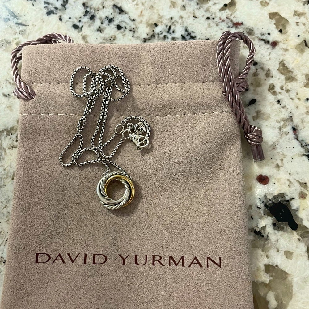 David Yurman From The Crossover Collection Mini pendant necklace with 18k gold
